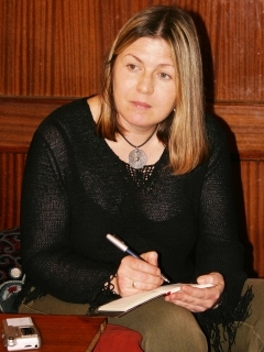 Nora Ikstena